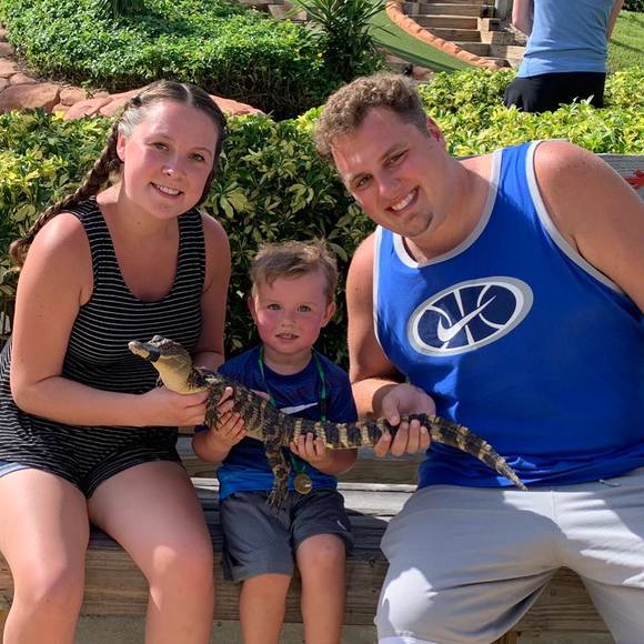 Meet your Posher, Rachel - Picture 1 of 1